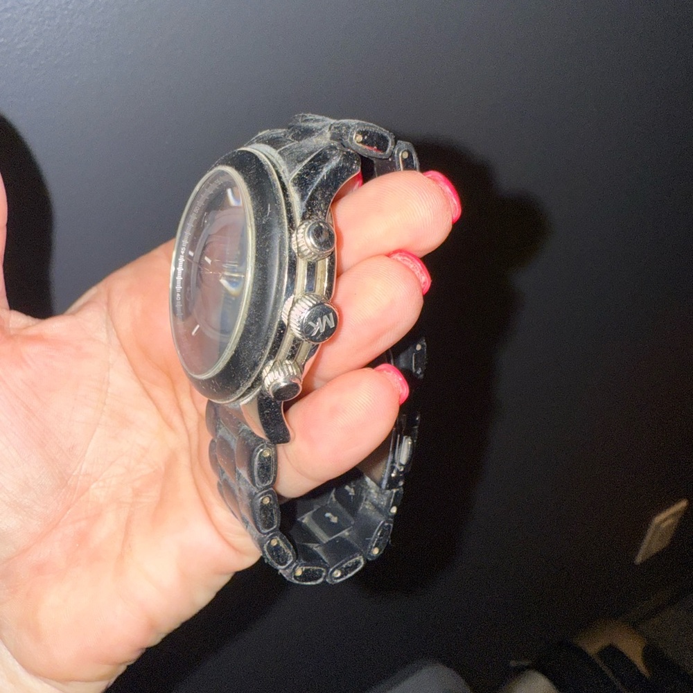 Michael Kors watch - Picture 2 of 4
